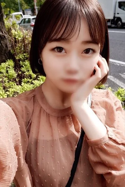 【激ヤバ!某有名女子大2年生のハメ撮り流失!】「カワイイ♥」といっぱい褒められてテンション上がってる彼女を付き合い始