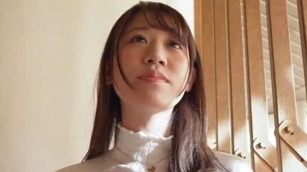 スレンダー美乳の27歳人妻が寂しさから他人棒を求め歓喜の声を出して喘ぎまくる