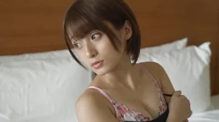 スレンダー美乳の25歳の若妻が旦那さんでは届かない膣奥を突かれ何度も絶頂