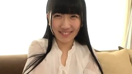 童顔で清楚な21歳専門学校生が巨根で狭いアソコを刺激され喘ぎまくる