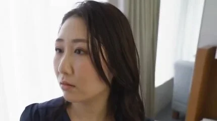 浮気エッチに嵌った35歳人妻が他人棒の気持ち良さにハメ潮が止まらず喘ぎまくる