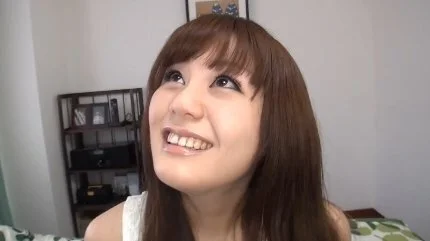 Fカップ美巨乳の19歳女子大生が巨根で突かれる快感にアソコをベトベトにして喘ぎまくる