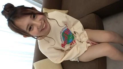 20歳の美容系専門学校生が華奢な体を弄られ前戯だけで何度も絶頂