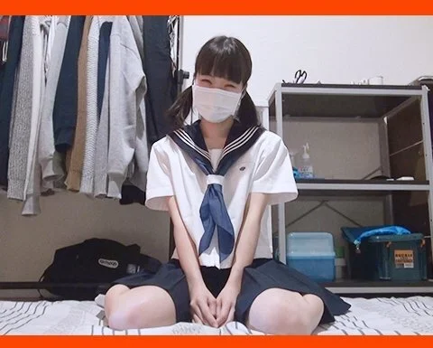 黒部屋【9】すべてが小っちゃすぎてお口もアソコもきっつきつ!口の中に出された精子を「飲みます」「精子の味...です」
