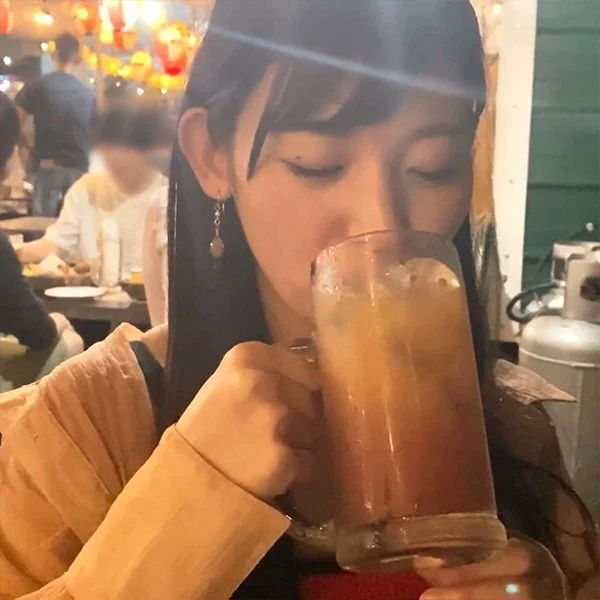 かわいくてノリがよくてエロい浮かれた女子大生とお酒飲んでほろ酔いセックス 膣内に射精しました