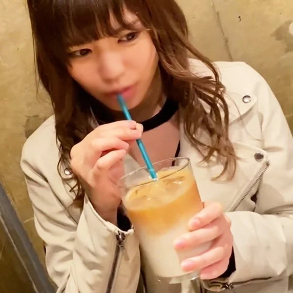 はち切れそうなおっぱい(元カノ)のハメ撮りをネットに流す