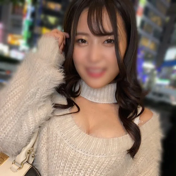 従順でスケベな専用ペット えりか19歳 彼女になりたい一心で初めてのハメ撮り&生中出し