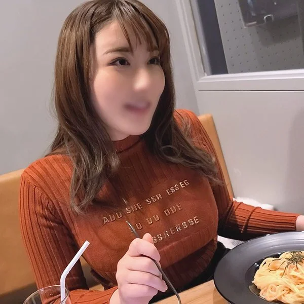うちで働くメチャかわバイトみな(23) むっちむちHカップ 仕事終わりに妻に内緒でハメ撮り ■■■で口内射精→中出し