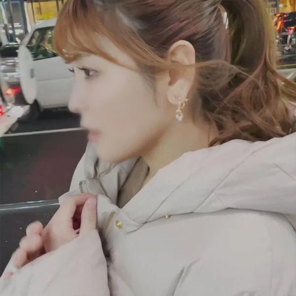 セックスが好きで好きでたまらない専業主婦の巨乳美人妻 友人を誘って初めての3P アナルとおまんこに 同時におちんぽ挿入 ①