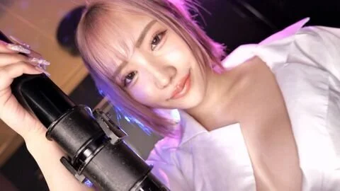 ギャルが制服着てエロダンス踊りサカッた男をパイズリフェラでノックアウト!