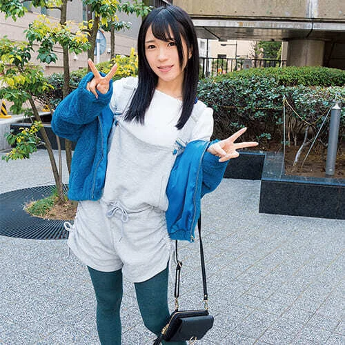 【中出し】可愛い彼女と猫Cafeデートの後、露天風呂で3Pセックス