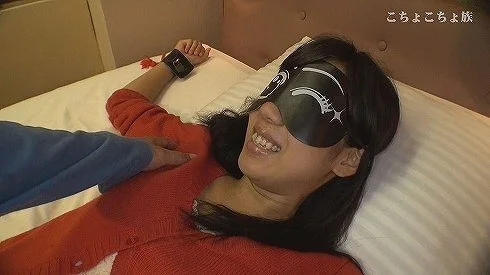 こちょこちょ族 ■■系■■■超敏感娘 18歳 あや お買い得セット!