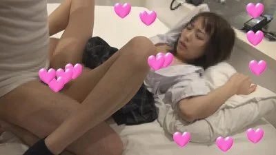 【個撮】ちょいおバカなお目目クリクリ超美乳ロミロミちゃん!ガツ奥突きで初中イキぶっ壊れ!中出し精子のプール映像(2)