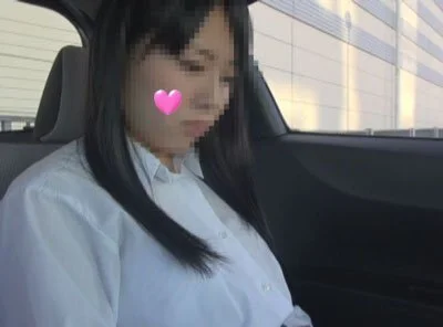 【個撮】来たきた～!黒髪色白お嬢さんたまごちゃん!初めての車内に戸惑いながらも口内爆発映像